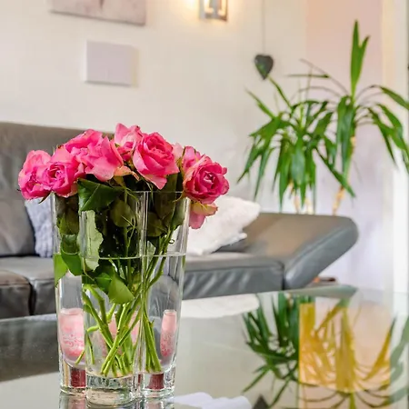 Modernes In Traumlage アパート ランゲスハイム